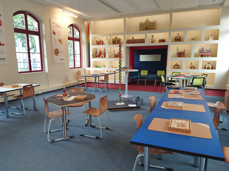 Führungen durch die Manufaktur der Ankerbausteine